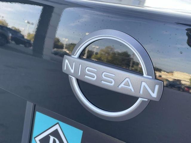 Photo of 2025 Black Nissan Sentra