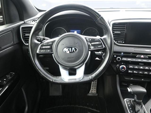 Photo of 2020 Black Cherry Pearl Kia Sportage