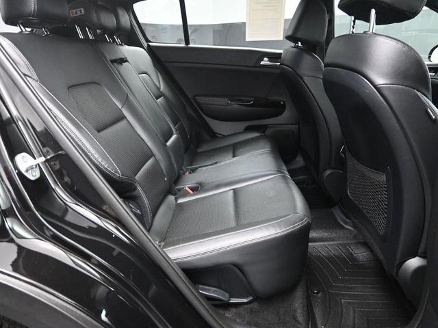 Photo of 2020 Black Cherry Pearl Kia Sportage
