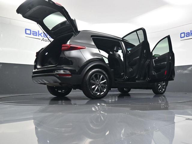 Photo of 2020 Black Cherry Pearl Kia Sportage
