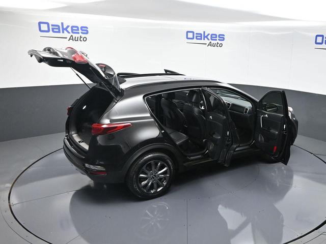 Photo of 2020 Black Cherry Pearl Kia Sportage