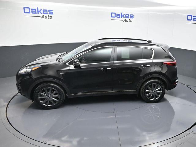Photo of 2020 Black Cherry Pearl Kia Sportage