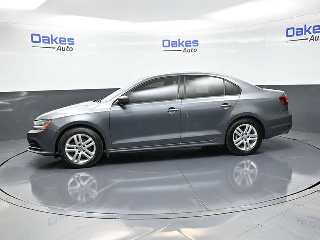 Photo of 2018 Platinum Gray Metallic Volkswagen Jetta