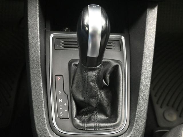 Photo of 2018 Platinum Gray Metallic Volkswagen Jetta