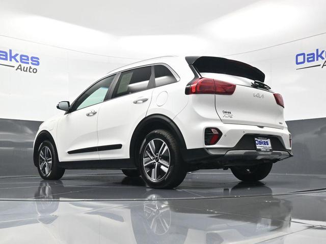 Photo of 2022 Snow White Pearl Kia Niro Plug-In Hybrid