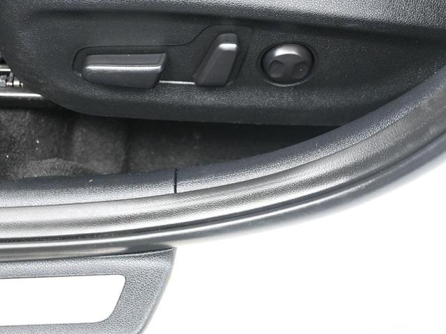 Photo of 2022 Snow White Pearl Kia Niro Plug-In Hybrid