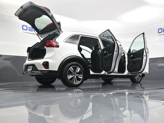 Photo of 2022 Snow White Pearl Kia Niro Plug-In Hybrid