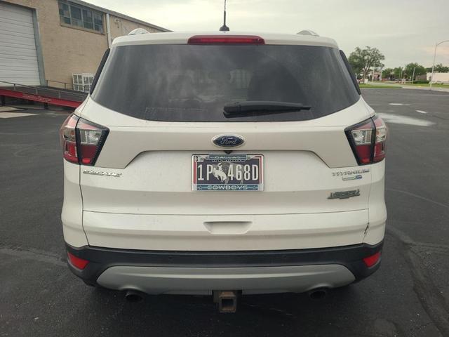 Photo of 2017 WHITE PLATINUM MET TRI-COAT Ford Escape
