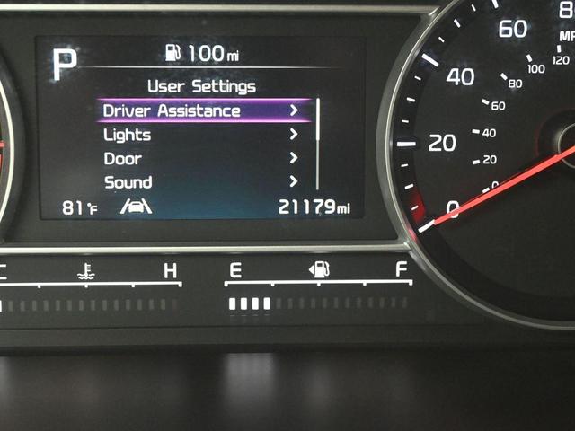 Photo of 2022 Ebony Black Kia Sorento