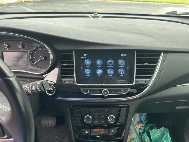Photo of 2018 Summit White Buick Encore