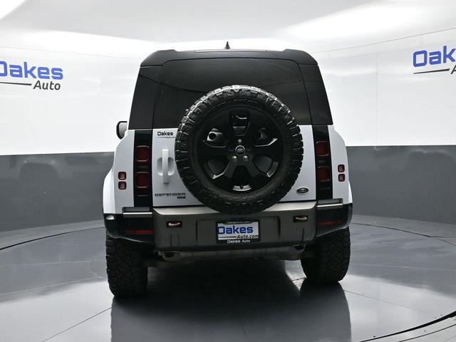 Photo of 2022 Fuji White Land Rover Defender