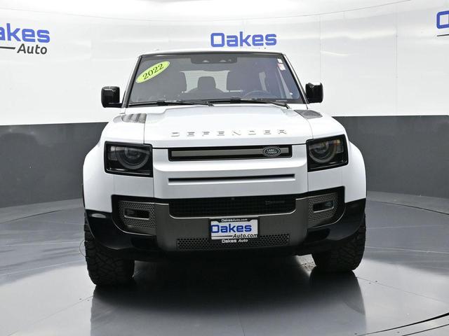 Photo of 2022 Fuji White Land Rover Defender