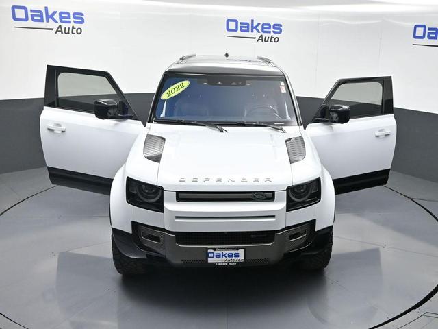 Photo of 2022 Fuji White Land Rover Defender