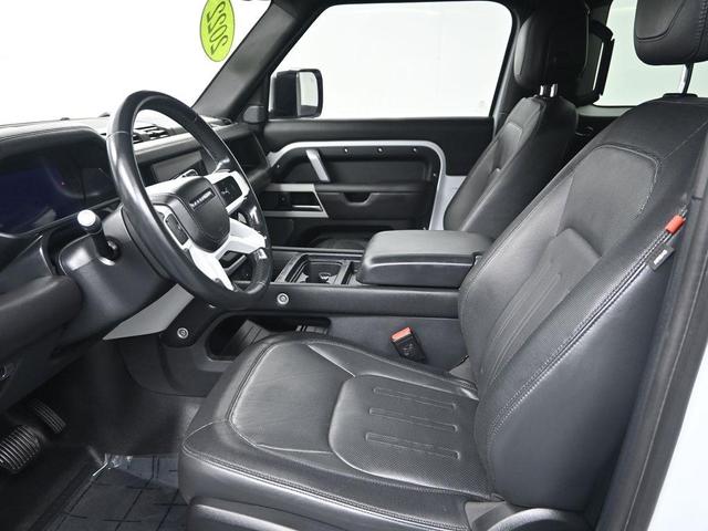 Photo of 2022 Fuji White Land Rover Defender