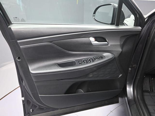 Photo of 2021 Portofino Gray Hyundai SANTA FE