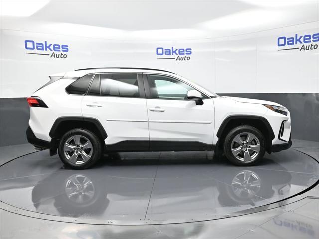 Photo of 2023 Ice Cap Toyota RAV4