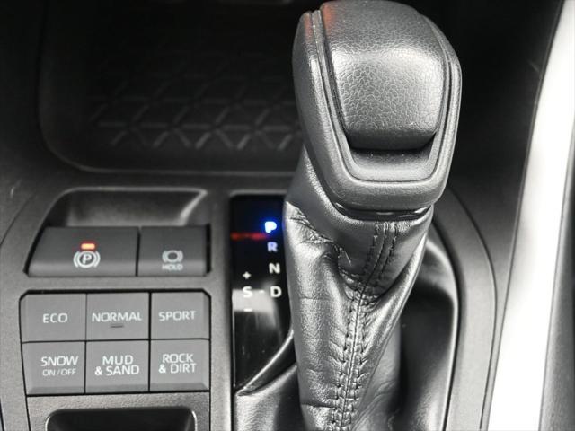 Photo of 2023 Ice Cap Toyota RAV4