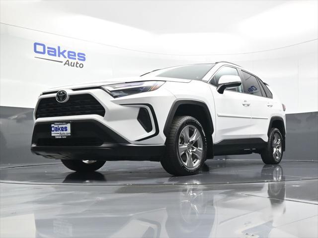 Photo of 2023 Ice Cap Toyota RAV4