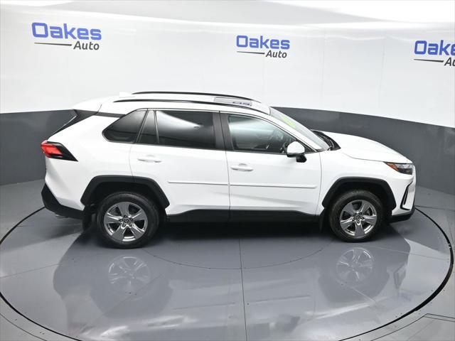 Photo of 2023 Ice Cap Toyota RAV4