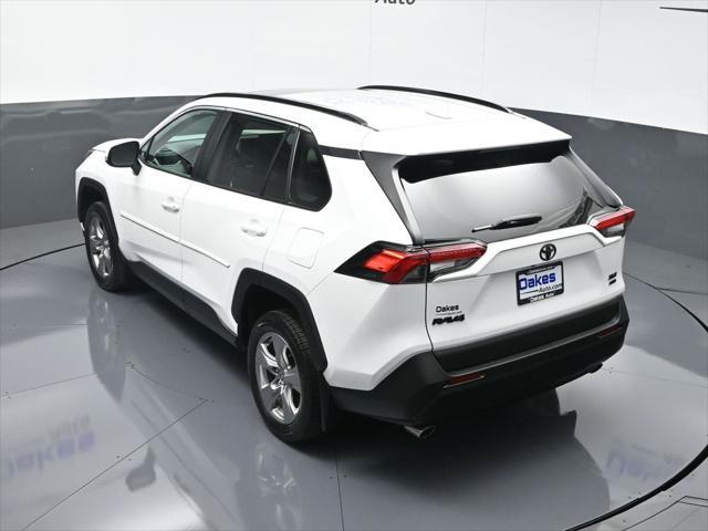 Photo of 2023 Ice Cap Toyota RAV4