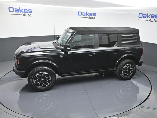 Photo of 2021 SHADOW BLACK Ford Bronco