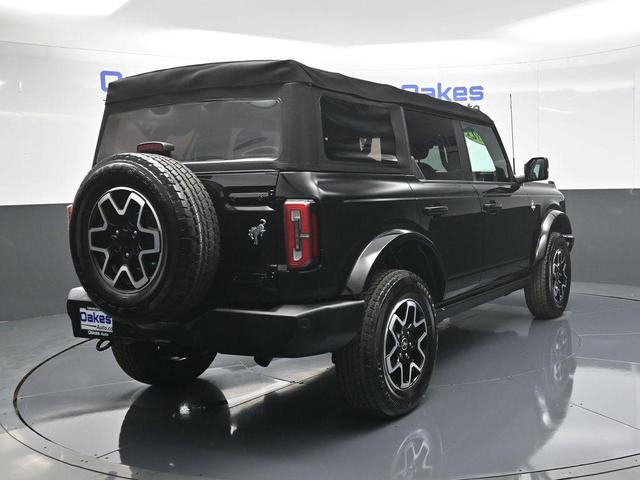 Photo of 2021 SHADOW BLACK Ford Bronco