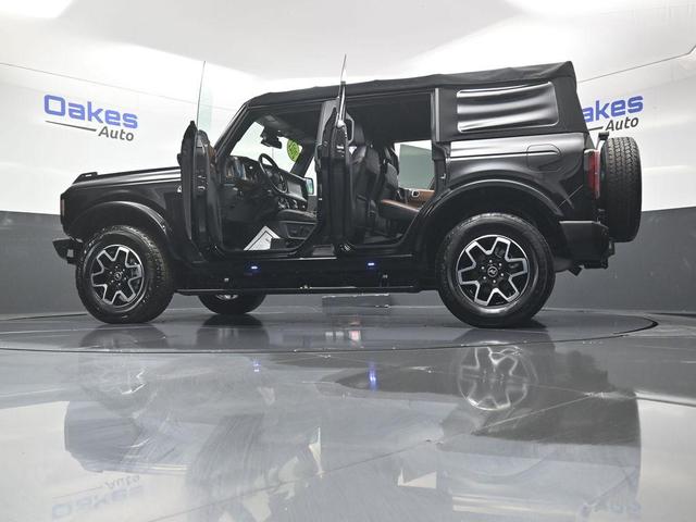 Photo of 2021 SHADOW BLACK Ford Bronco