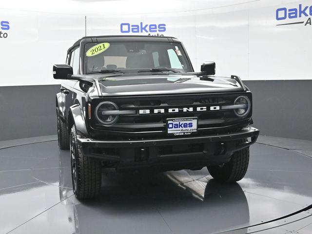 Photo of 2021 SHADOW BLACK Ford Bronco
