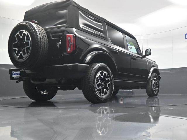 Photo of 2021 SHADOW BLACK Ford Bronco