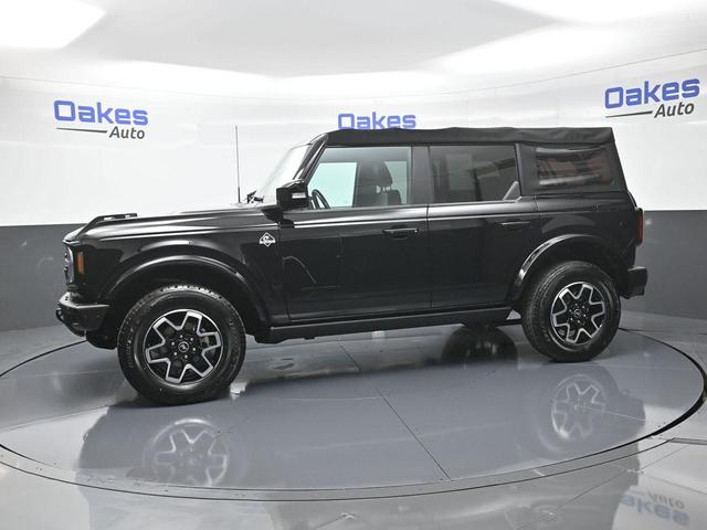 Photo of 2021 SHADOW BLACK Ford Bronco