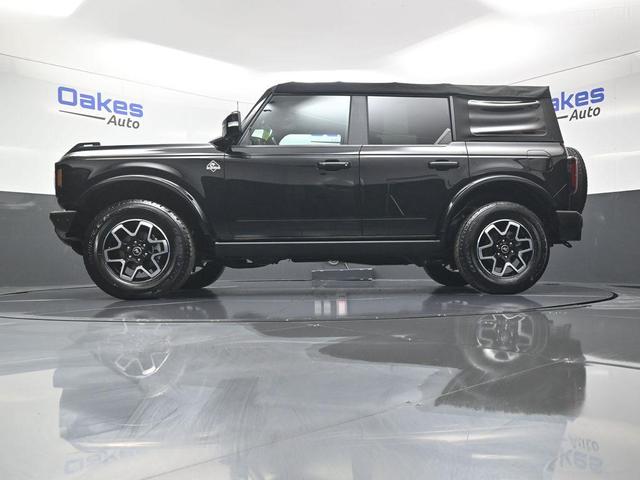 Photo of 2021 SHADOW BLACK Ford Bronco