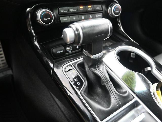 Photo of 2022 HiChroma Red Kia Stinger