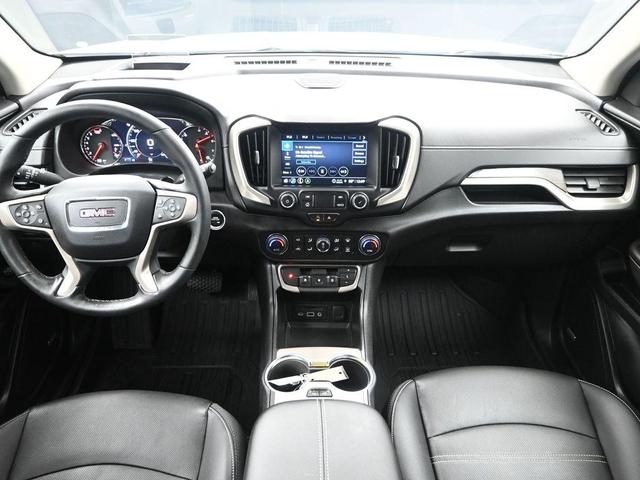 Photo of 2023 Summit White GMC Terrain