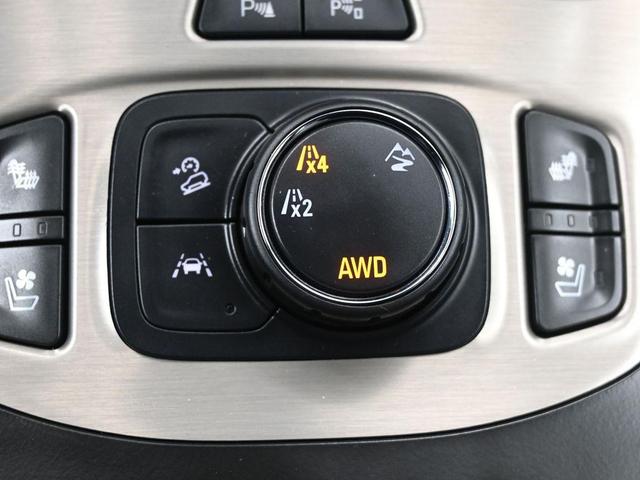 Photo of 2023 Summit White GMC Terrain