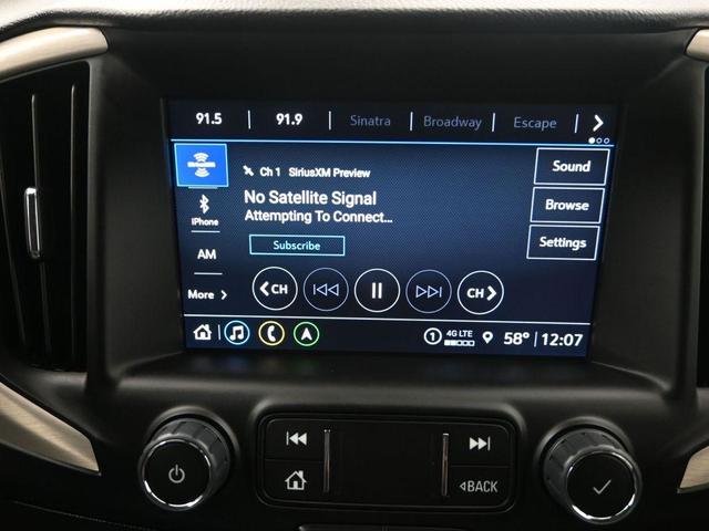 Photo of 2023 Summit White GMC Terrain