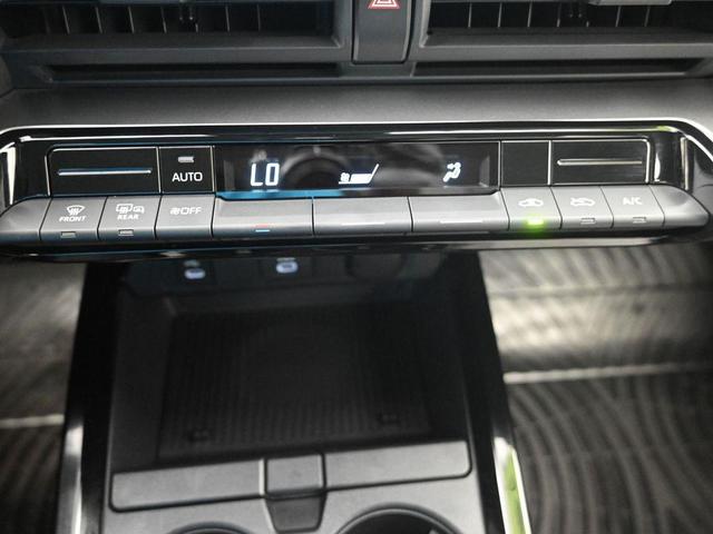 Photo of 2023 Reservoir Blue Toyota Prius
