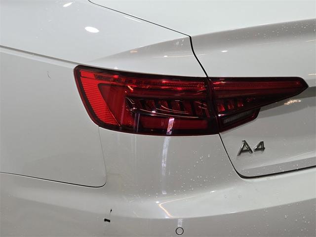 Photo of 2017 Glacier White Metallic Audi A4