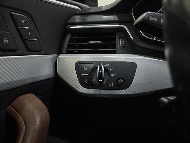 Photo of 2017 Glacier White Metallic Audi A4