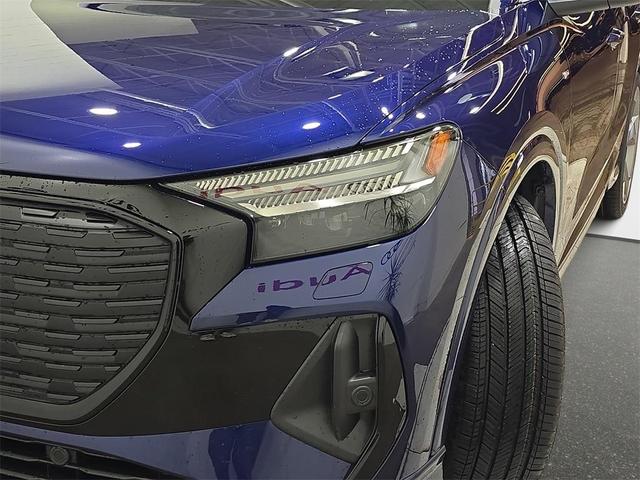 Photo of 2025 Navarra Blue Metallic Audi Q4 e-tron