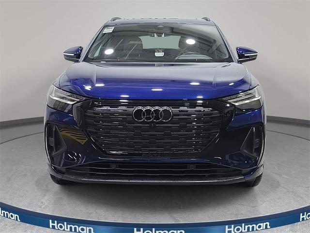 Photo of 2025 Navarra Blue Metallic Audi Q4 e-tron