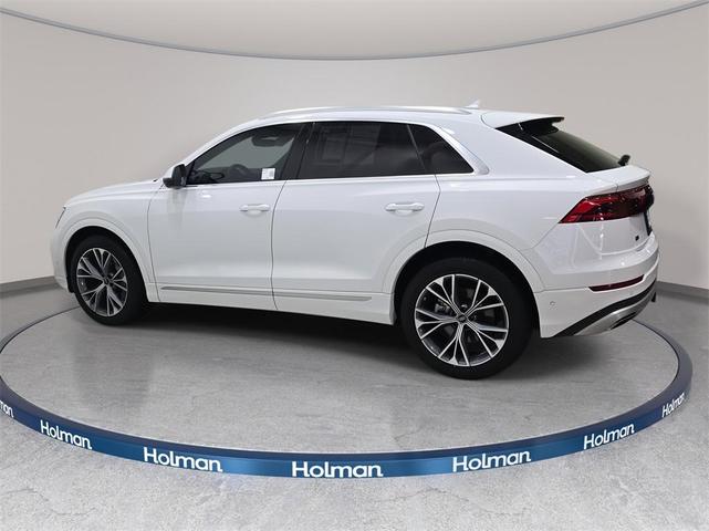 Photo of 2024 Carrara White Audi Q8
