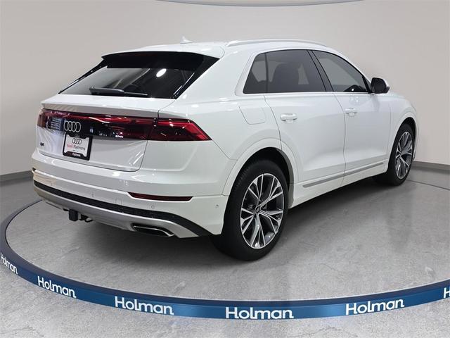 Photo of 2024 Carrara White Audi Q8