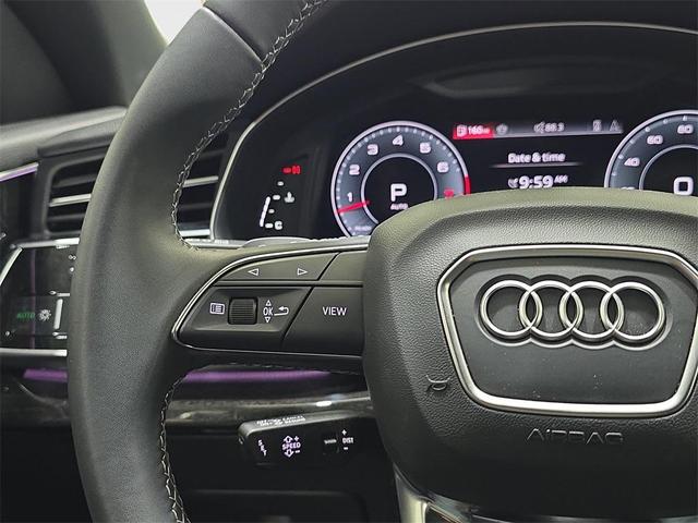 Photo of 2024 Carrara White Audi Q8