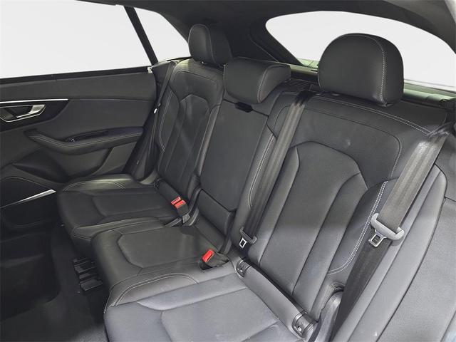 Photo of 2024 Carrara White Audi Q8