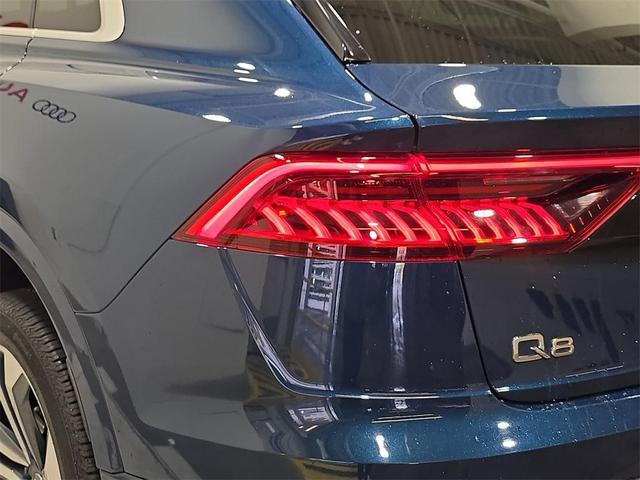 Photo of 2019 Galaxy Blue Metallic Audi Q8