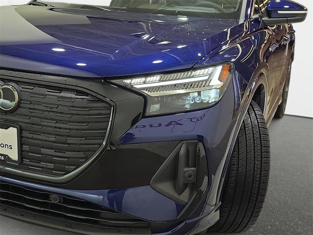 Photo of 2025 Navarra Blue Metallic Audi Q4 e-tron
