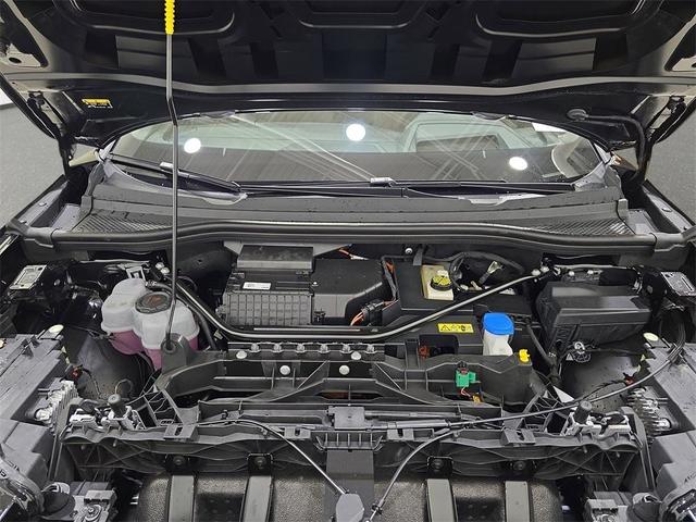 Photo of 2025 Mythos Black Metallic Audi Q4 e-tron