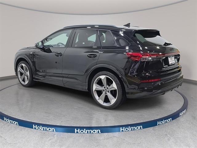 Photo of 2025 Mythos Black Metallic Audi Q4 e-tron