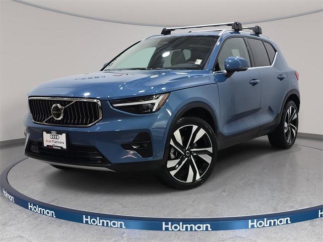 2023 Volvo XC40