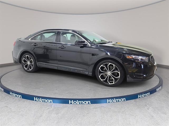 Photo of 2017 Shadow Black Ford Taurus
